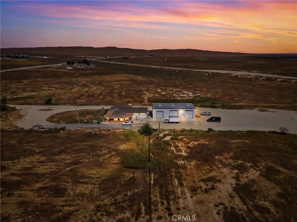 Photo of 25624 Cadet, Maricopa, CA 93252 (MLS # NS26083233)