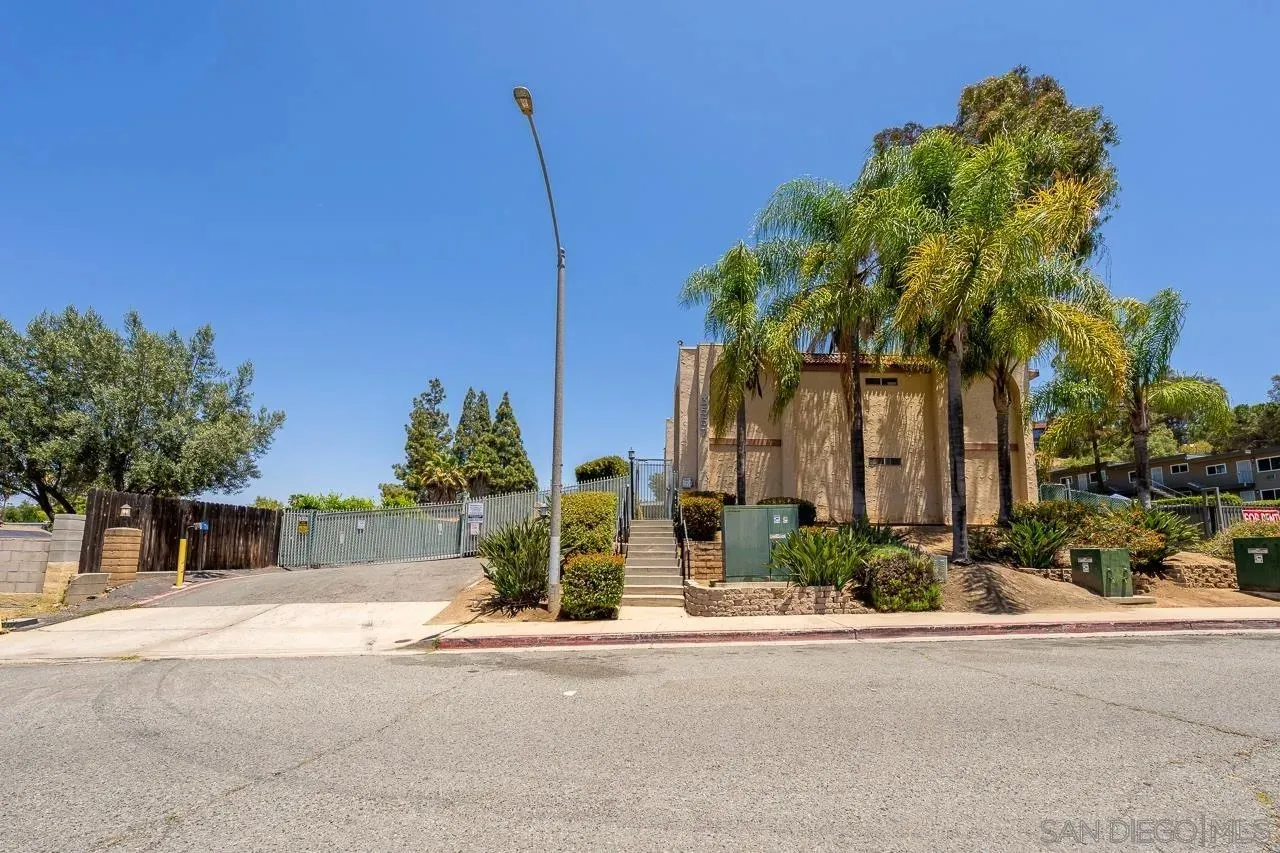 Spring Valley, California 91977, United States, 2 Bedrooms Bedrooms, ,2 BathroomsBathrooms,Residential,Active,159504