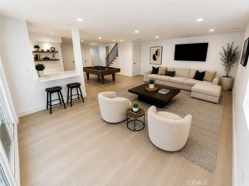 611 S Sunset Canyon