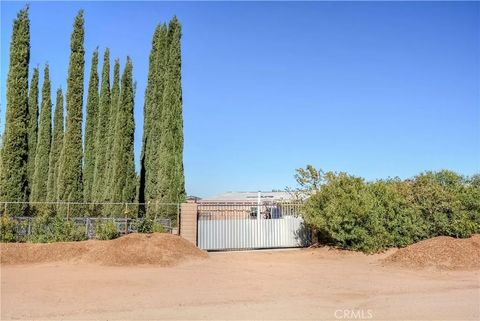 Tiny photo for 9331 Manada Rd, Phelan, CA 92371 (MLS # CV25247181)