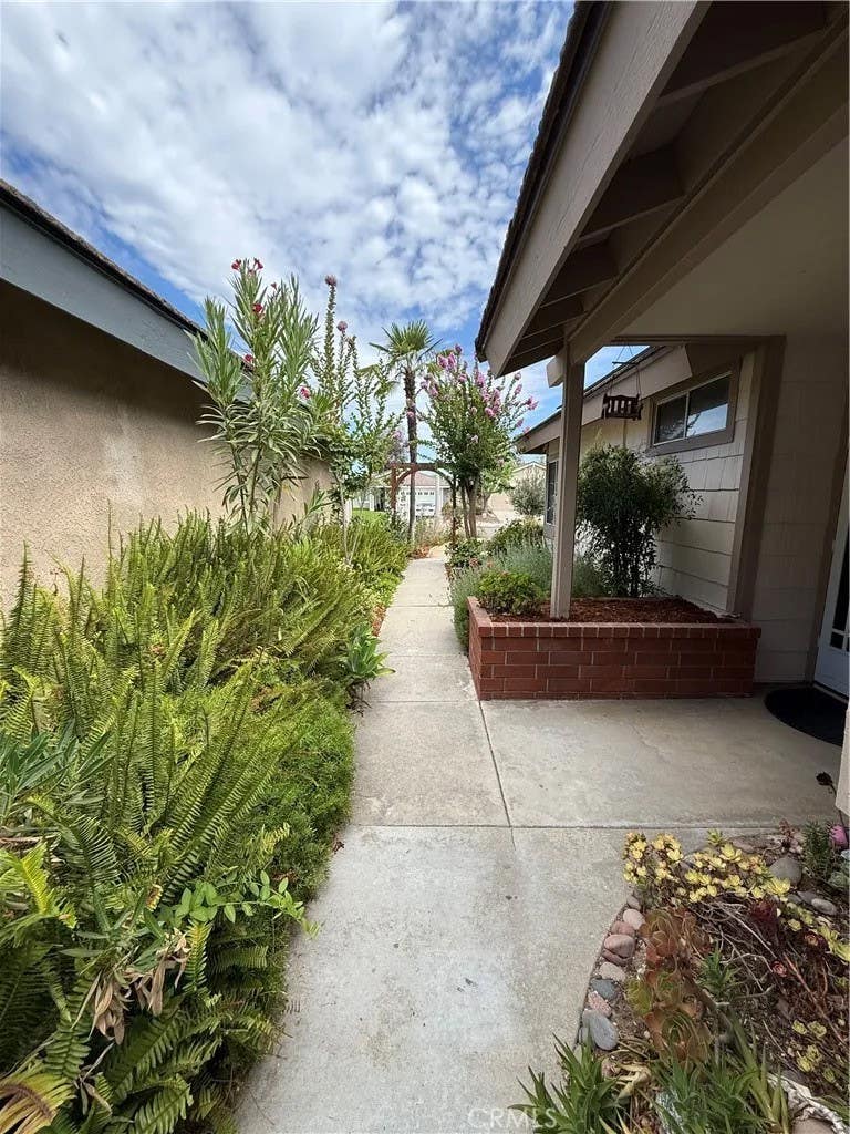 Photo of 31123 Calle Aragon, Temecula, CA 92592 (MLS # SW26145402)