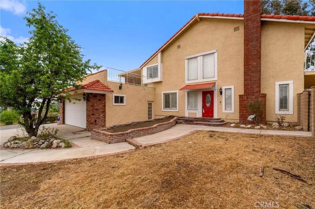 1636 Devore
