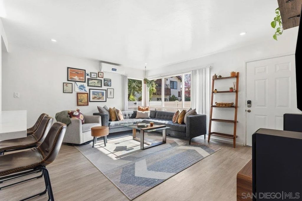 Photo of 1818 Diamond St, San Diego, CA 92109 (MLS # 250044669)