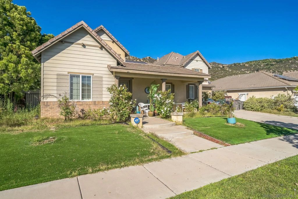 Photo of 3152 Beven Dr, Escondido, CA 92027 (MLS # 260002670)