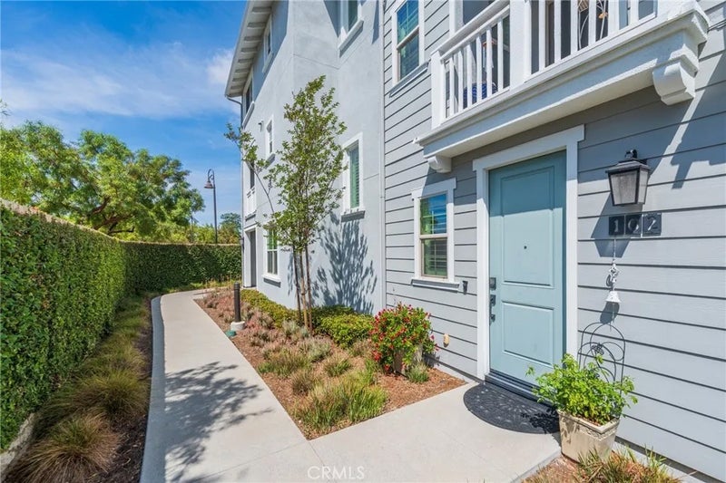 102 Lantana Drive