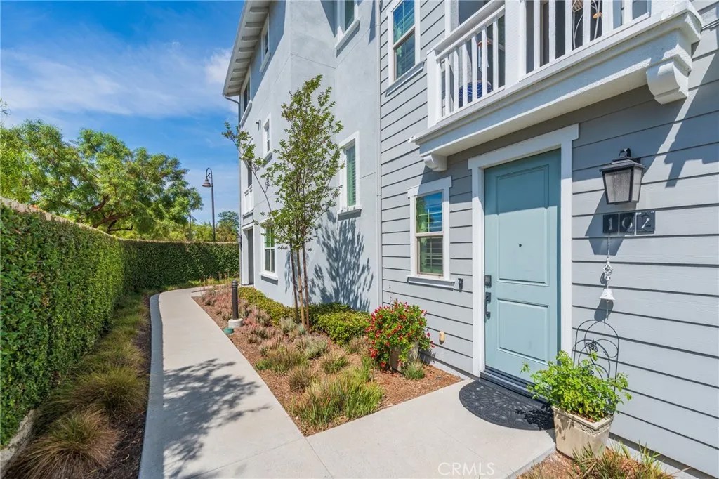 102 Lantana Drive