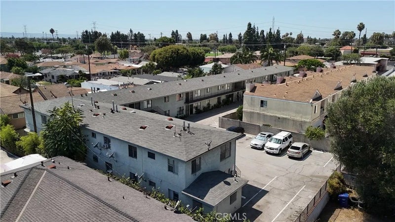 6900 California