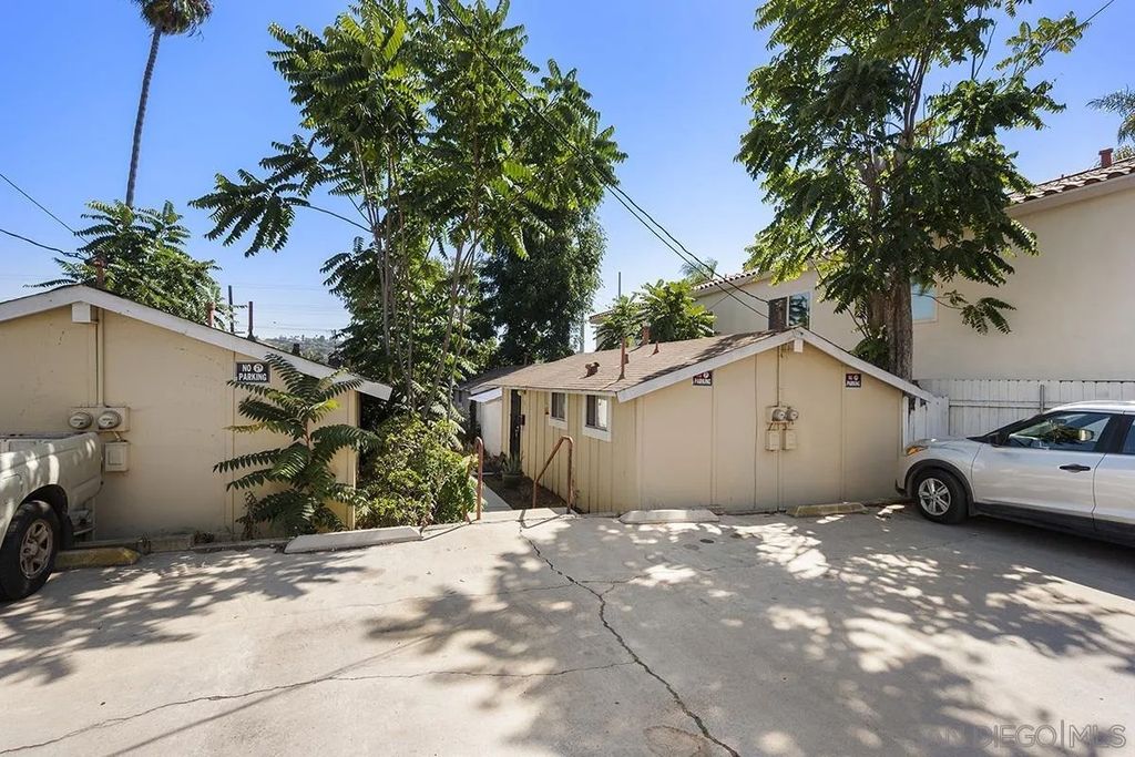 Photo of 5616 Riley St, San Diego, CA 92110 (MLS # 2600135)