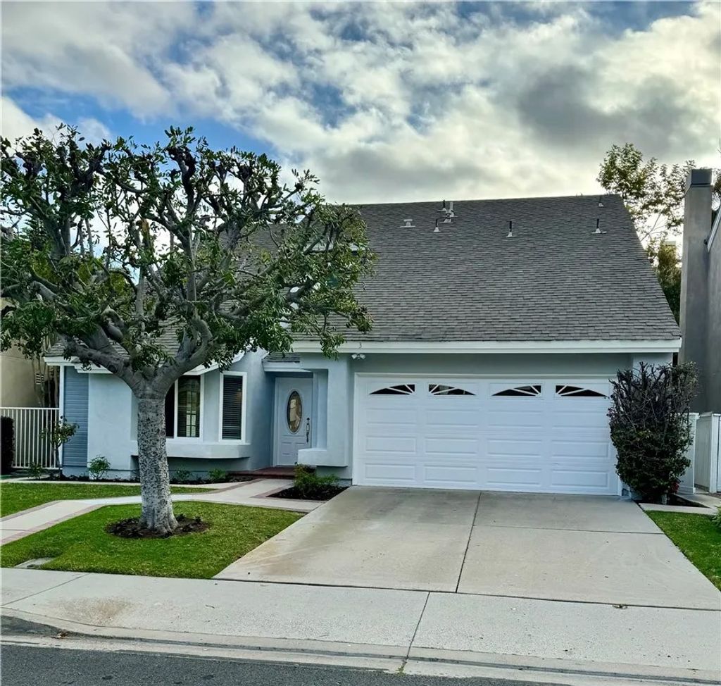 Photo of 3 Coralwind, Aliso Viejo, CA 92656 (MLS # OC26112614)