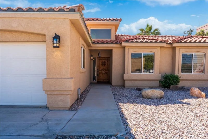 7515 Rio Vista