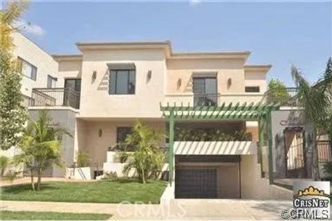 Photo of 1130 Campbell Street #106, Glendale, CA 91207 (MLS # AR26037275)