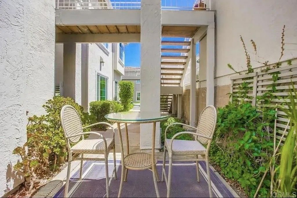 Photo of 1660 Via Caminar, San Marcos, CA 92078 (MLS # NDP2508009)