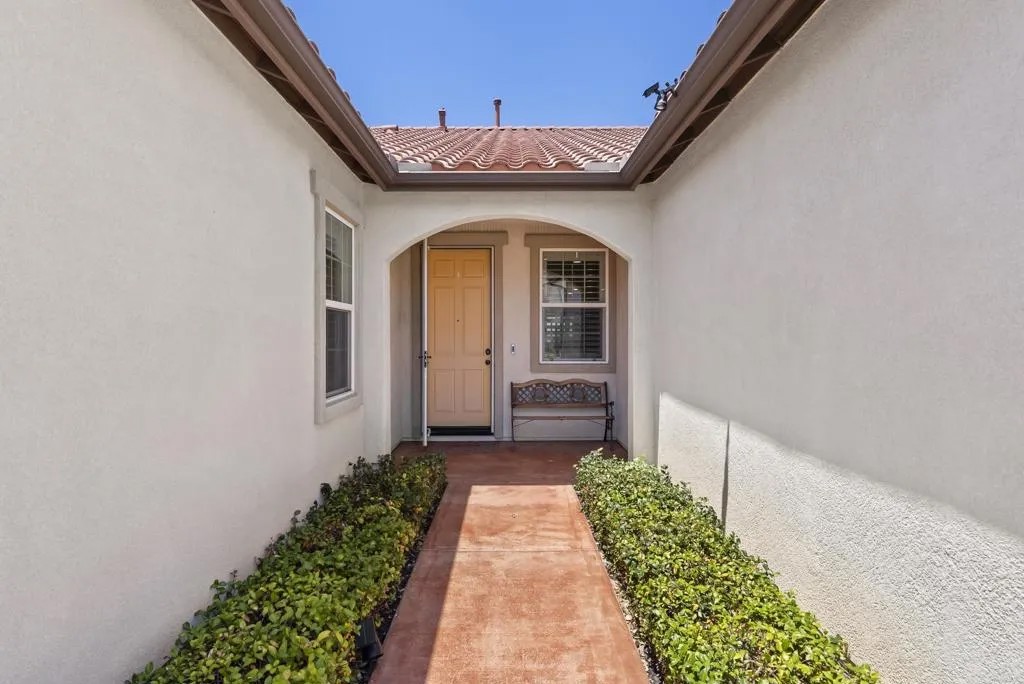 33896 Galleron Street