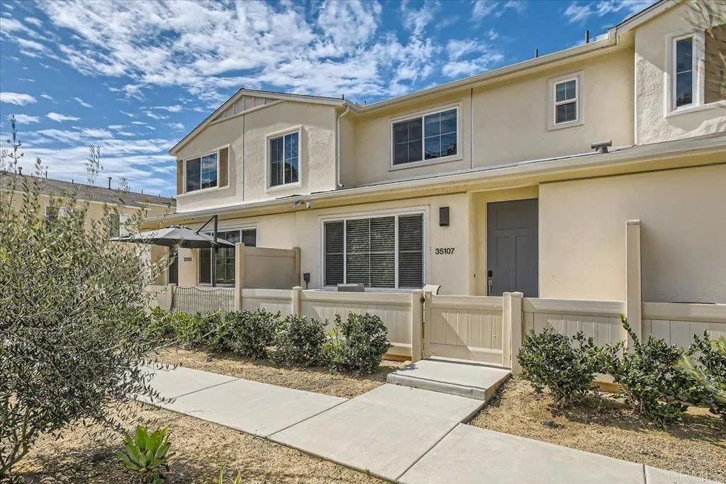 Photo of 35107 Rangpur Lane, Fallbrook, CA 92028 (MLS # PTP2605068)