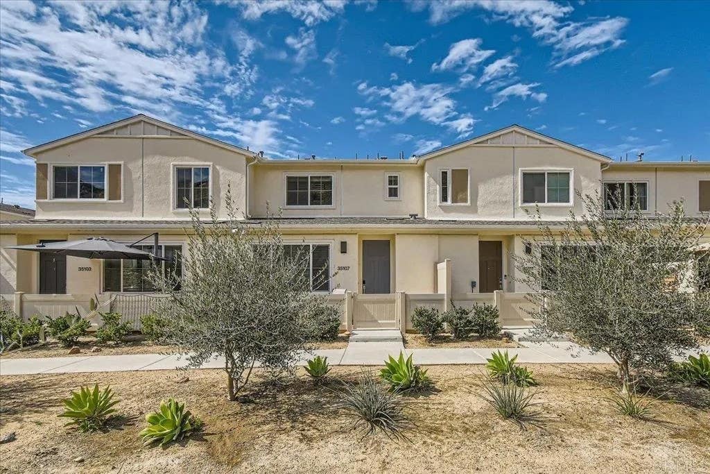 Photo of 35107 Rangpur Lane, Fallbrook, CA 92028 (MLS # PTP2605068)