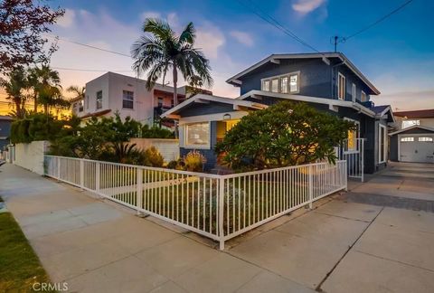 Photo of 2815 E 5th Street, Long Beach, CA 90814 (MLS # PW26104389)