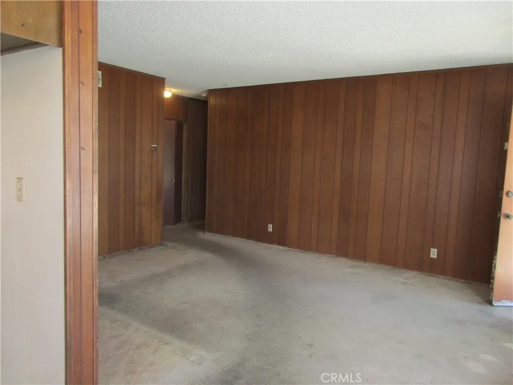 14831 Kingsdale