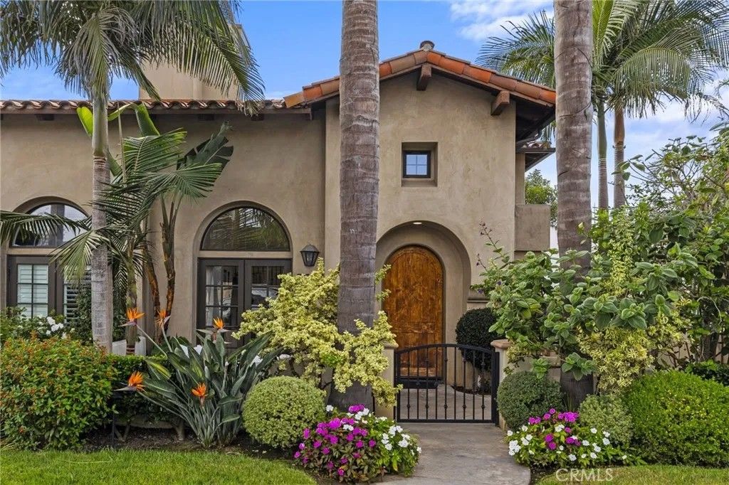 Photo of 3307 Clay St, Newport Beach, CA 92663 (MLS # NP25238853)