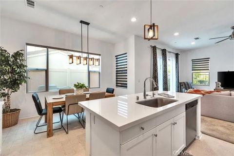 4247 Horvath Street 107 Corona CA 92883