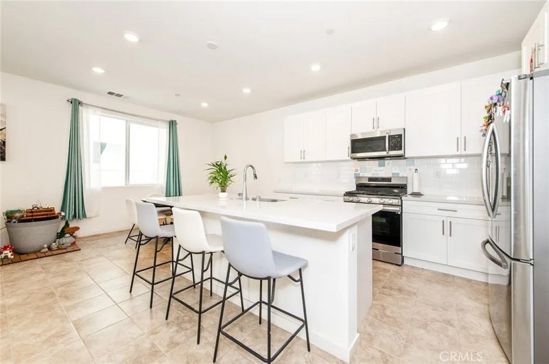 3675 S NEXA PASEO