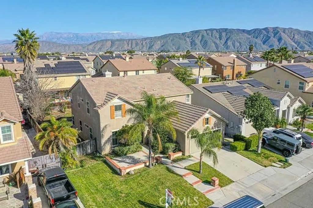 Photo of 2865 Placentia Street, San Jacinto, CA 92582 (MLS # SW26018820)