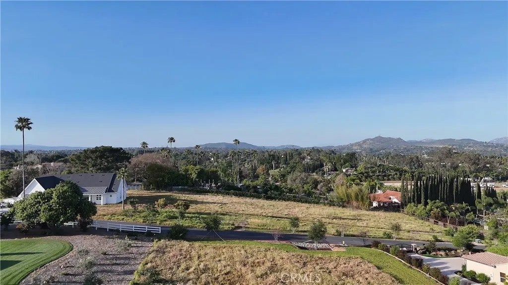 Photo of 1940 Grey Rabbit Hollow, Fallbrook, CA 92028 (MLS # PW26227522)