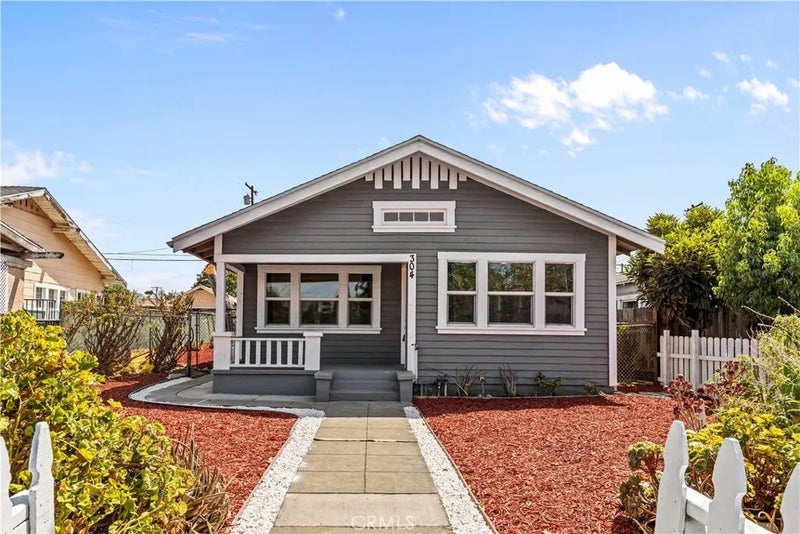 304 N MONTEREY