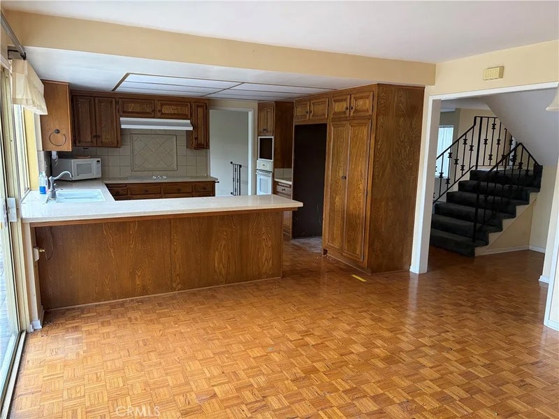 4217 Birchwood