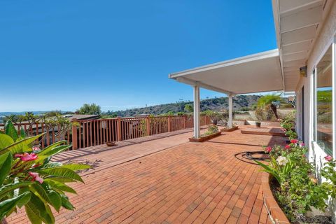 Tiny photo for 3063 Conner Way, San Diego, CA 92117 (MLS # 250043483)