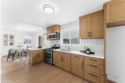 Tiny photo for 173 W 8th St, Upland, CA 91786 (MLS # WS25222318)