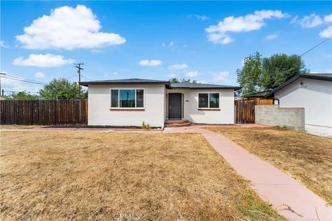 Tiny photo for 173 W 8th St, Upland, CA 91786 (MLS # WS25222318)