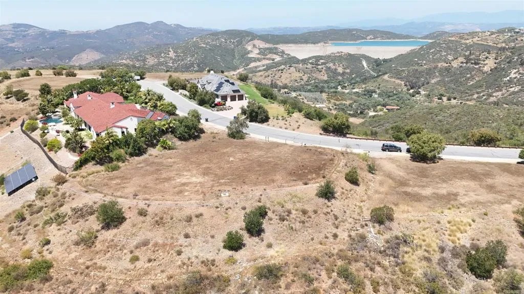 8473 Via Rancho Cielo