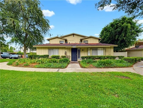 Photo of 1047 W Francis ST #A, Ontario, CA 91762 (MLS # CV26221195)