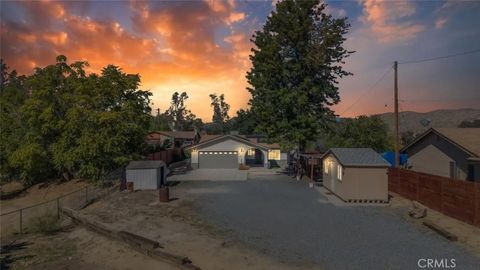 Photo of 40312 Raymer Rd, Hemet, CA 92544 (MLS # SW25244099)