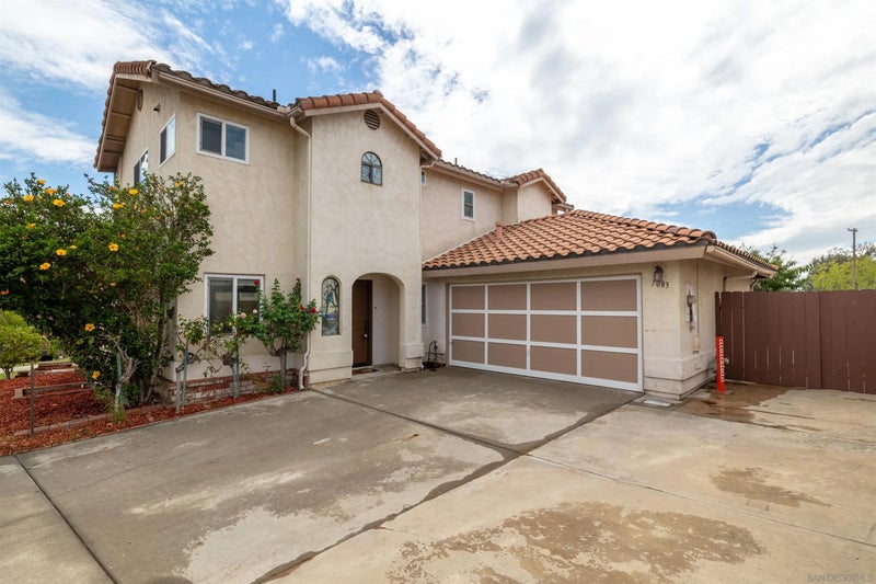 7083 Berry Park Ln