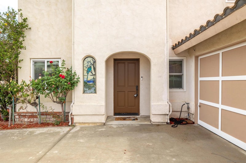 7083 Berry Park Ln