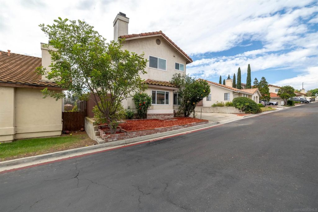 Photo of 7083 Berry Park Ln, Lemon Grove, CA 91945 (MLS # 250039444)