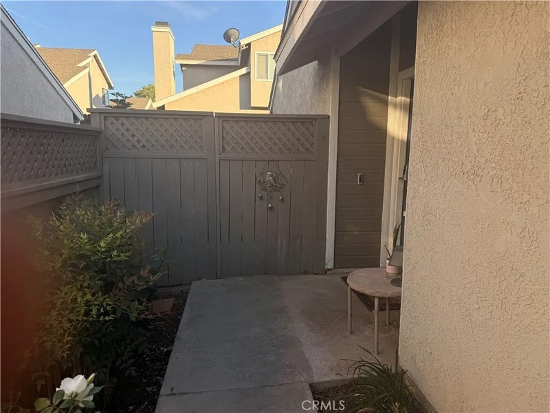 863 Encino