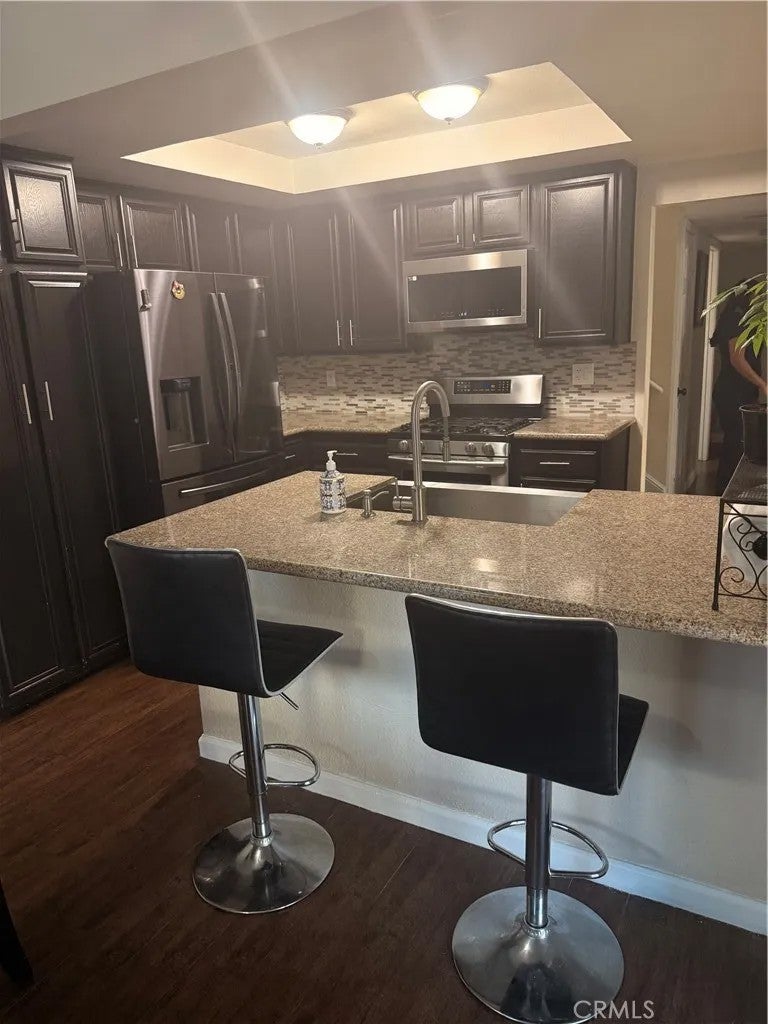 863 Encino