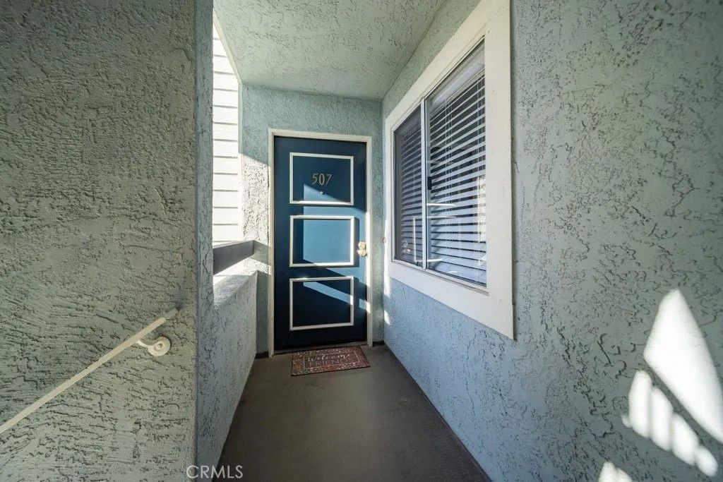 Photo of 20345 Rue Crevier, Canyon Country, CA 91351 (MLS # SR26005294)