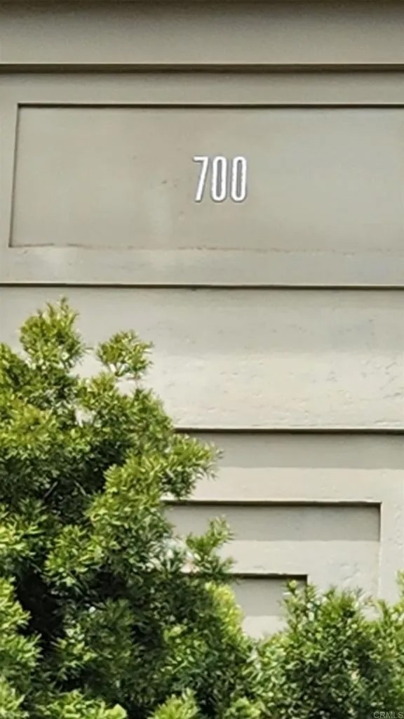 700 W E Street 2805