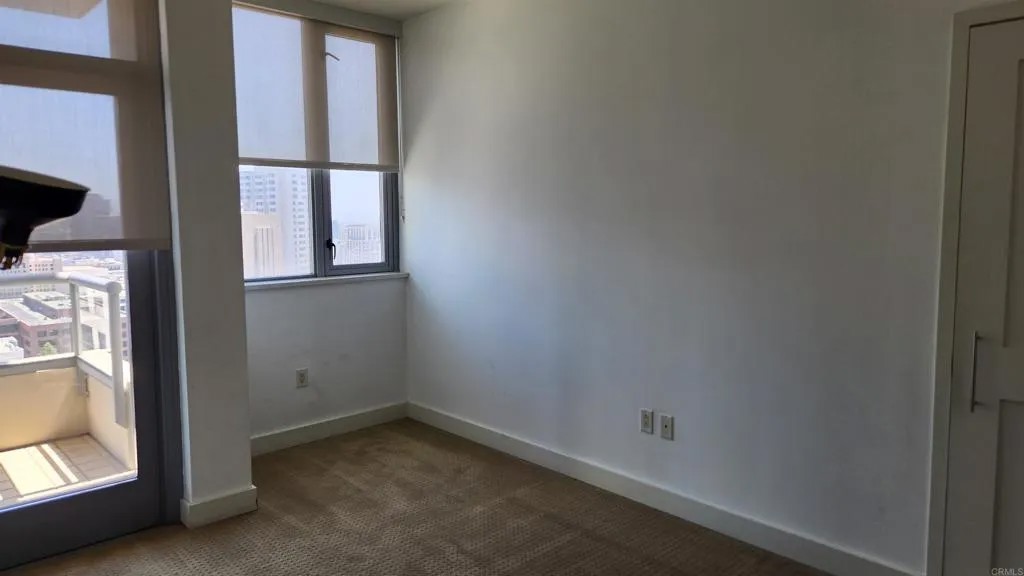 700 W E Street 2805
