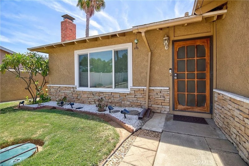 10884 Cypress ave