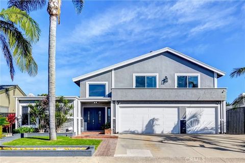Photo of 1126 Naples Ave, Placentia, CA 92870 (MLS # PW26037245)