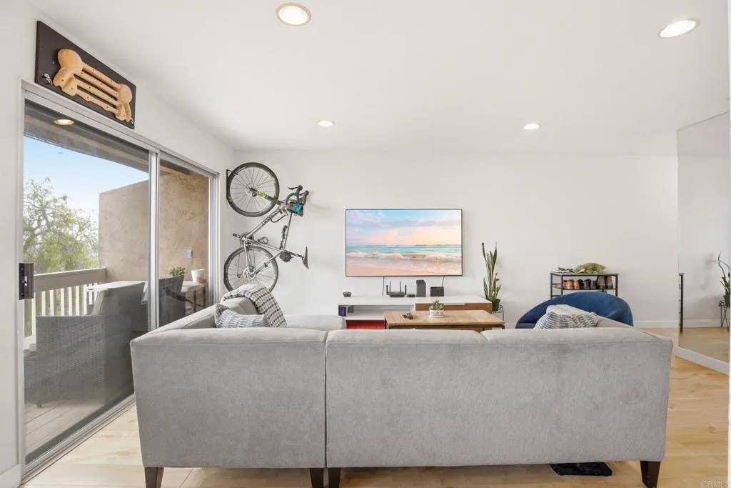 Photo of 4226 La Pinata Way #226, Oceanside, CA 92057 (MLS # NDP2606690)