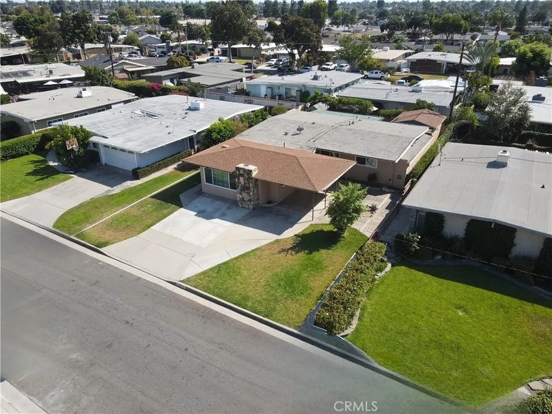 14010 Dunton