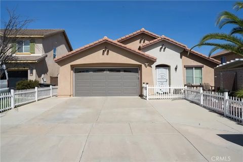 Photo of 1316 Blazing Star Dr, Perris, CA 92571 (MLS # IV26058211)