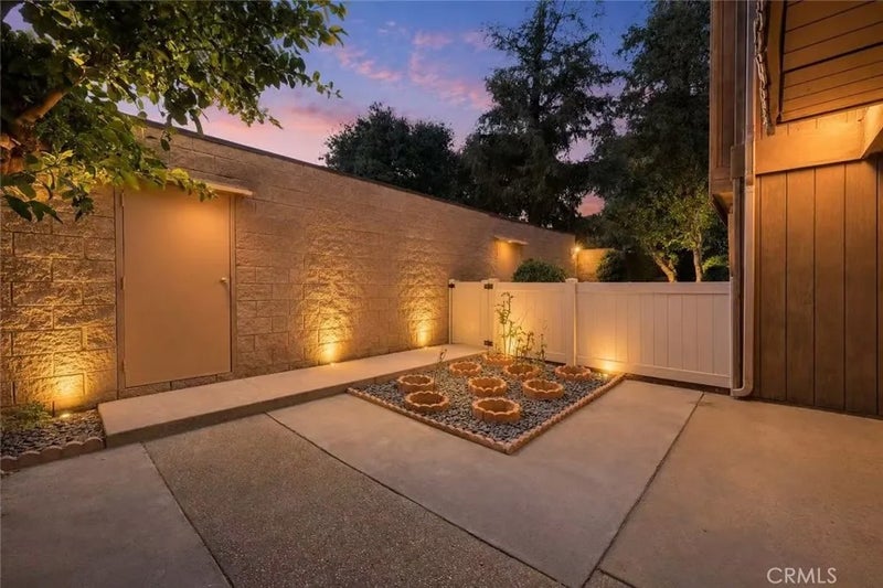 455 W Duarte Road 1