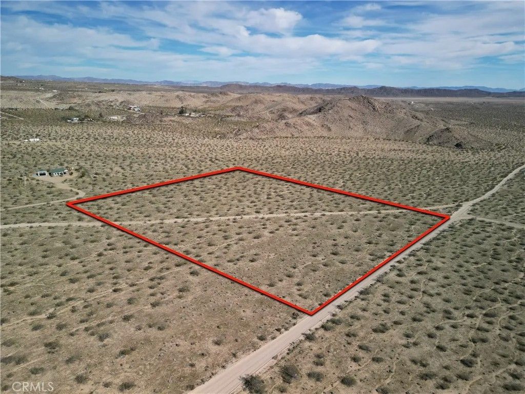 Photo of 0 Sunflower, Joshua Tree, CA 92252 (MLS # JT26013960)