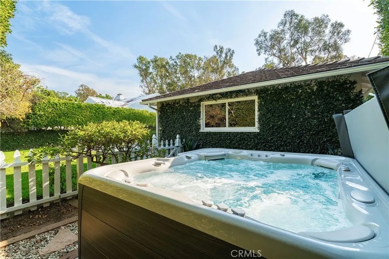 3321 Palos Verdes Drive North North